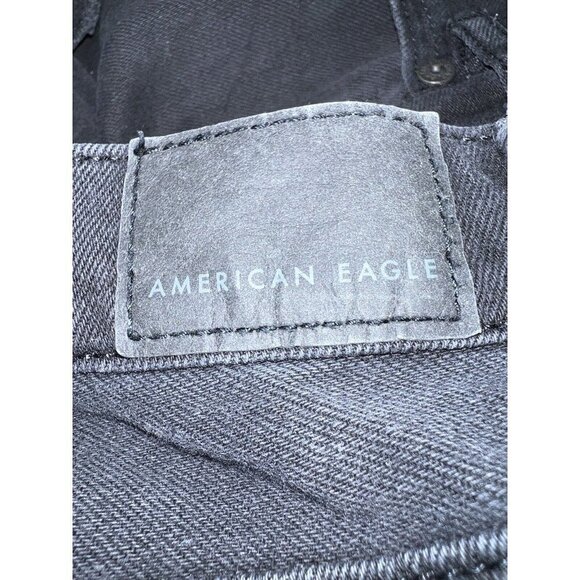 AMERICAN EAGLE Womens Black Wash Distressed Mom Straight Jeans Size 6 Short - Picture 12 of 15